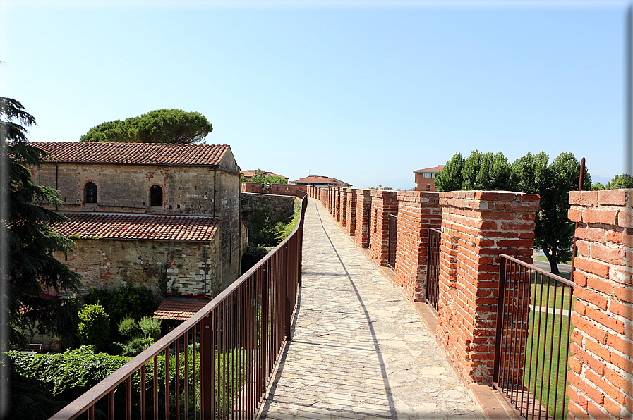 foto Camminamento delle mura di Pisa